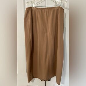 Skirt Cato woman size 18-20w beige color